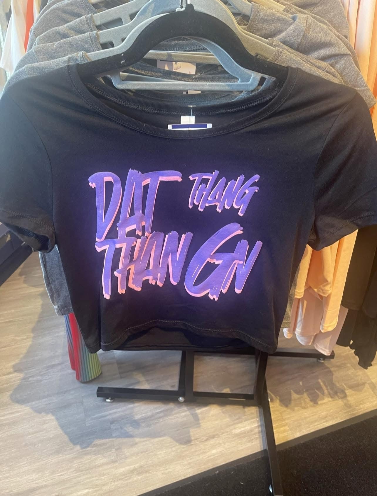 Dat Thang Thangin crop top